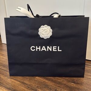 CHANEL MEDIUM SHOPPING BAG WITH ROSE AND RIBBON